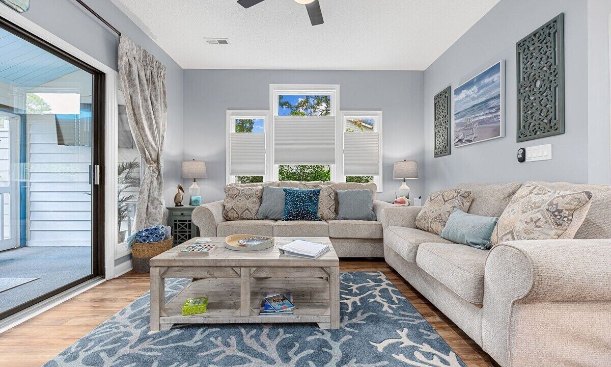 Photo of Livingroom in Briarcliffe Acres