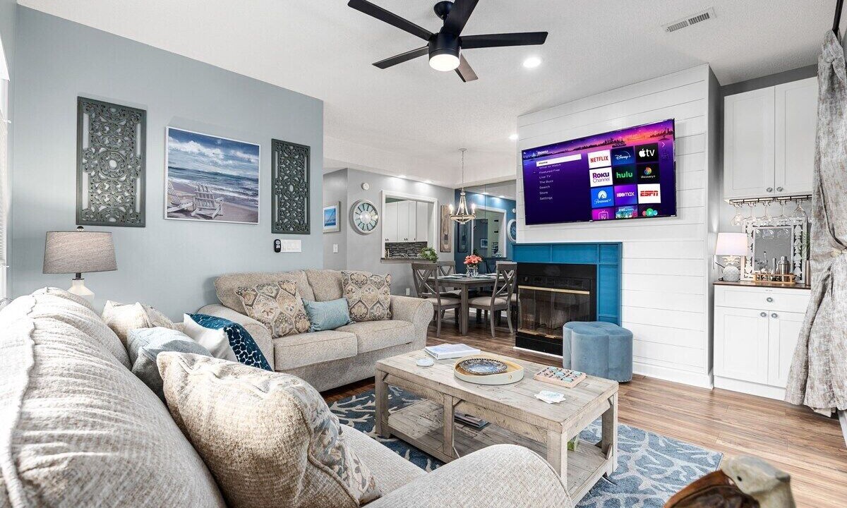 Photo of Livingroom in Briarcliffe Acres