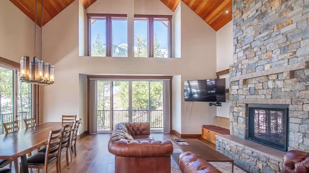 Photo of Livingroom in Fernie