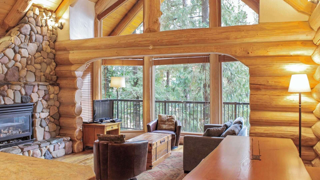 Photo of Livingroom in Fernie