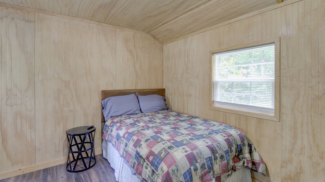 Photo of Bedroom in Briceville