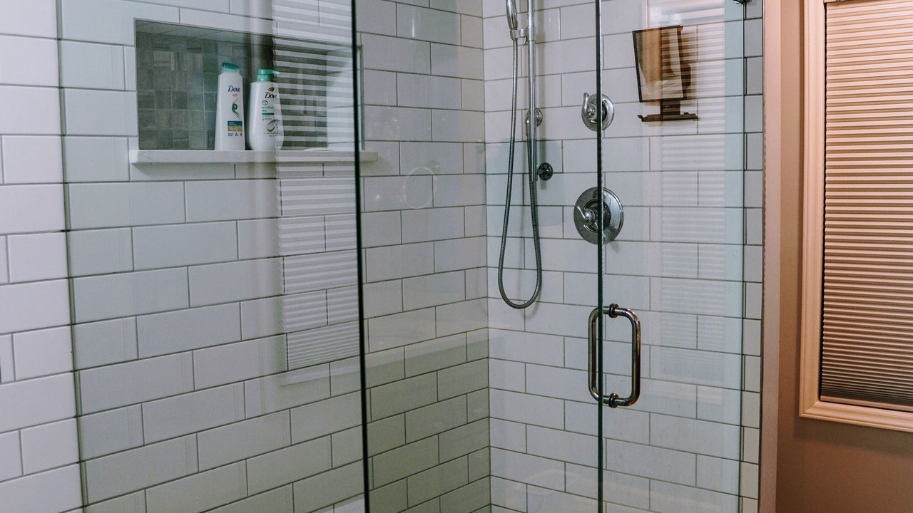 Photo of Bathroom in Roxboro