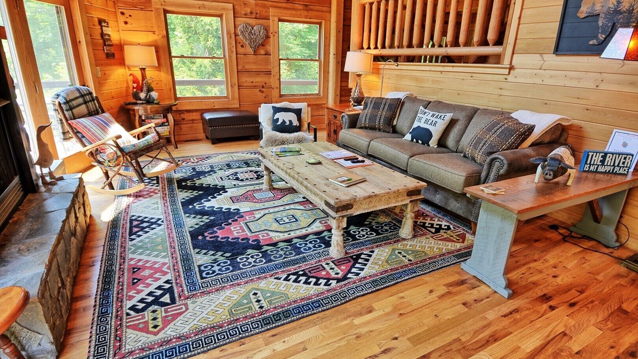 Photo of Livingroom in Warrensville