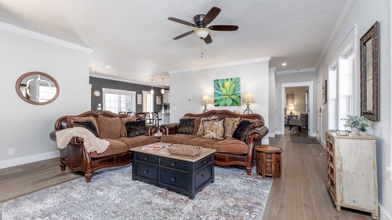 Photo of Livingroom in Glenville