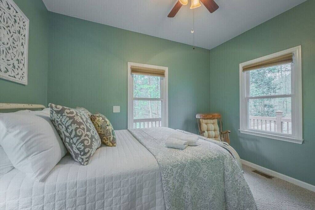 Photo of Bedroom in Reed Creek