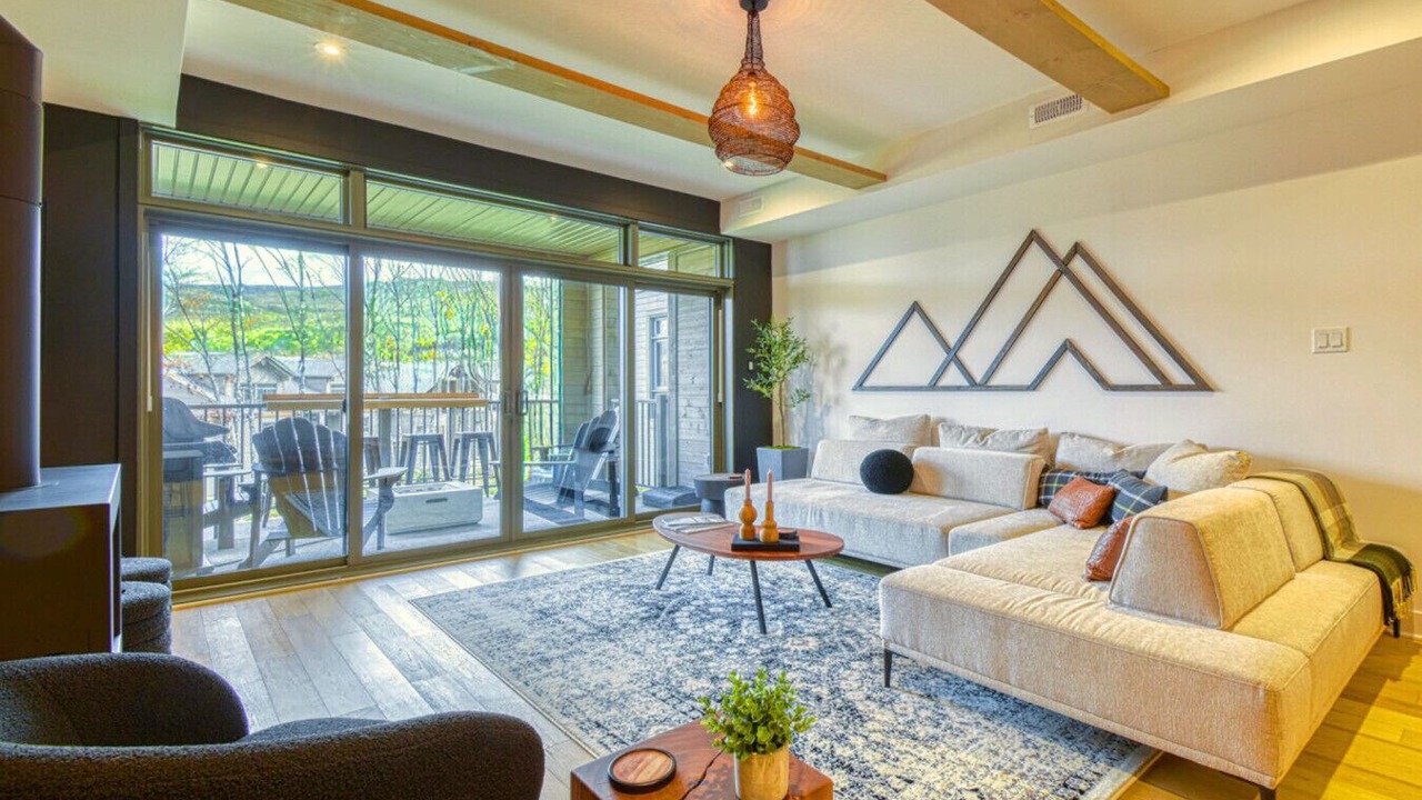 Photo of Livingroom in Mont-Tremblant