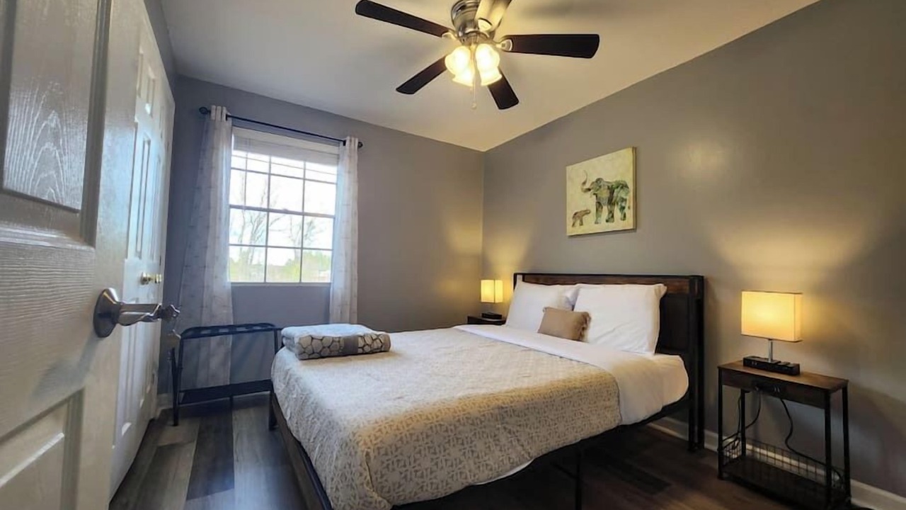 Photo of Bedroom in Evans