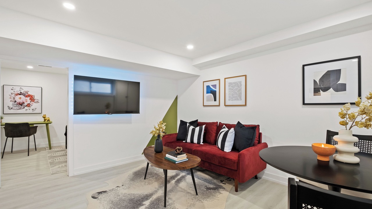 Photo of Livingroom in Newtonbrook