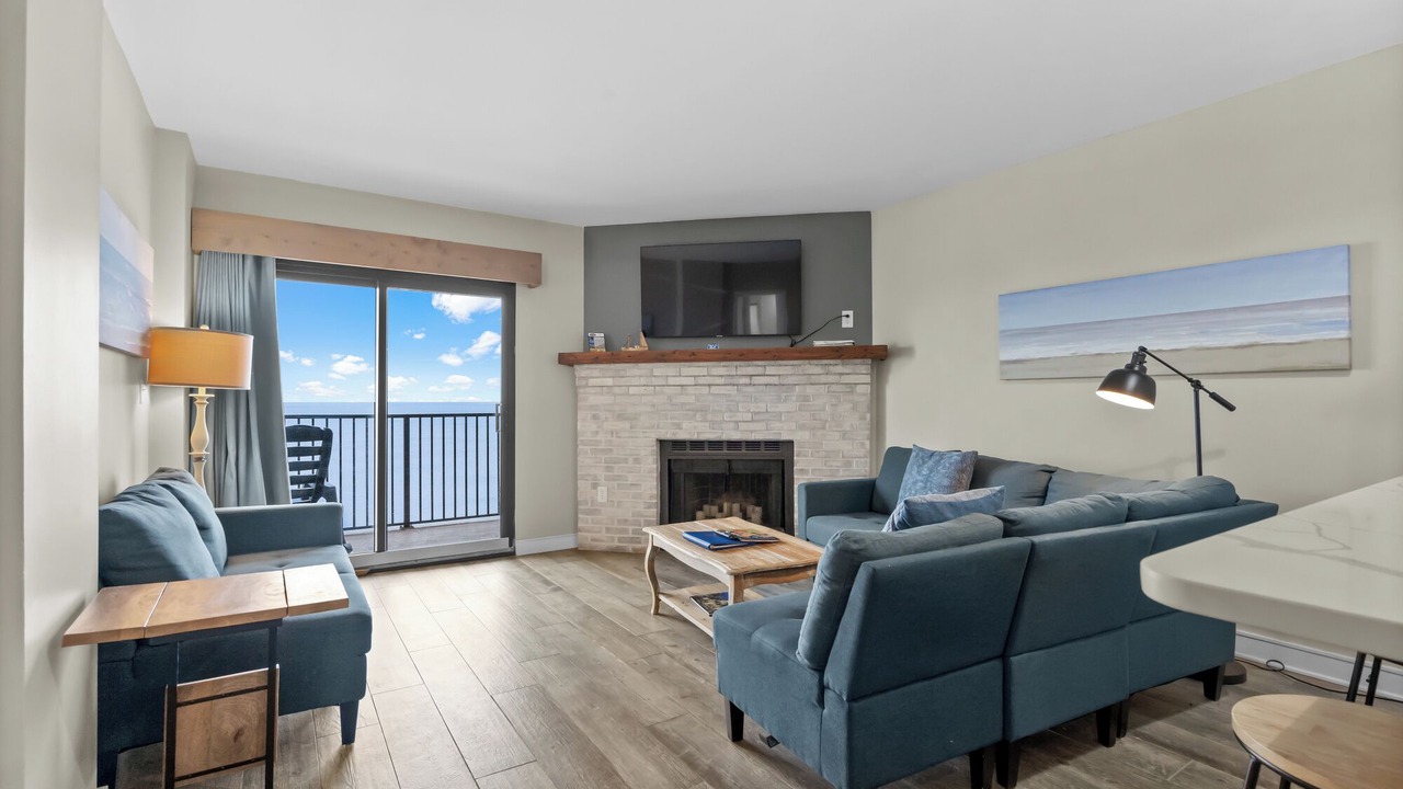 Photo of Livingroom in Cherry Grove Beach