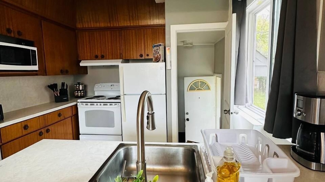 Photo of Kitchen in St. James