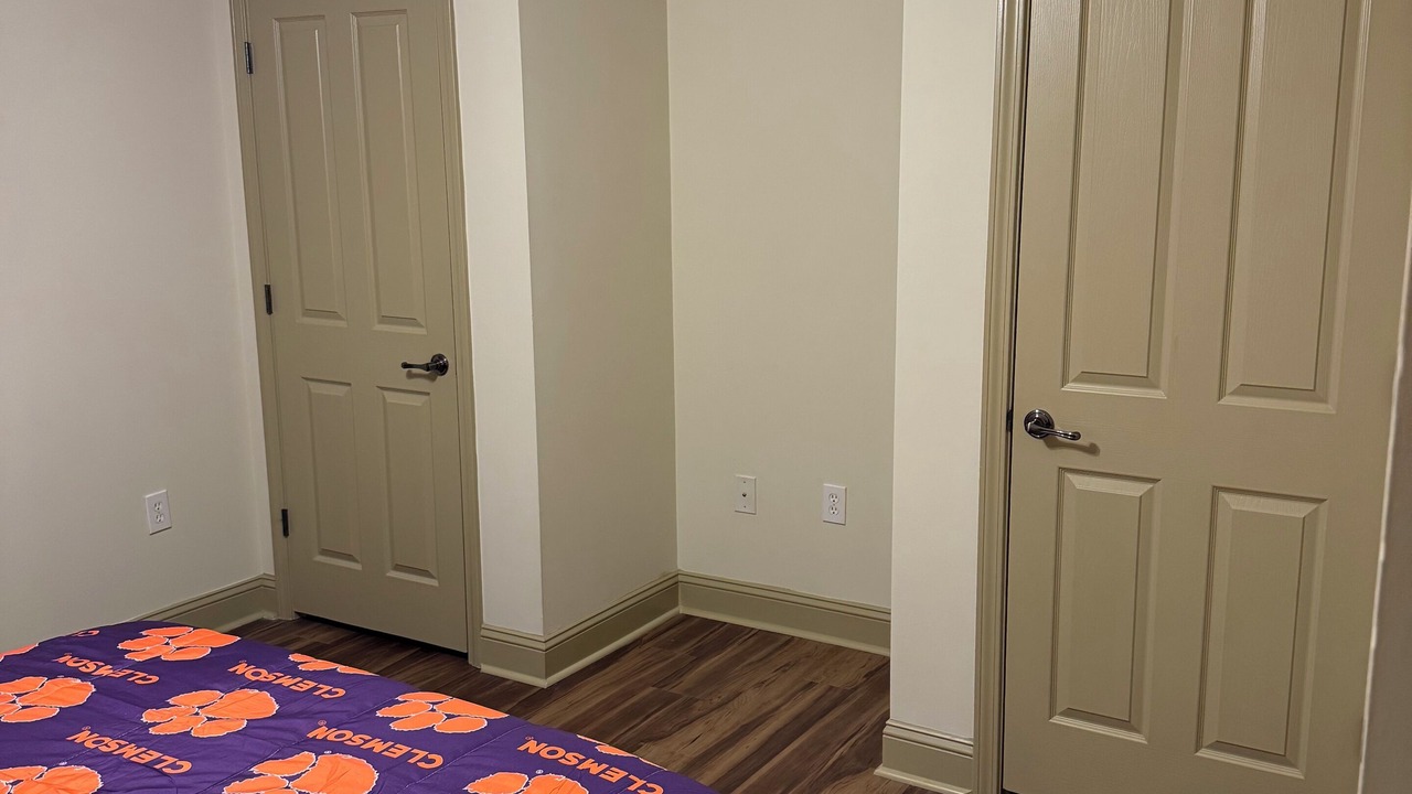 Photo of Bedroom in Seneca