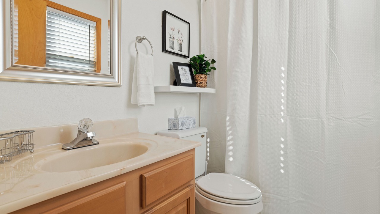 Photo of Bathroom in Wind Over Waves