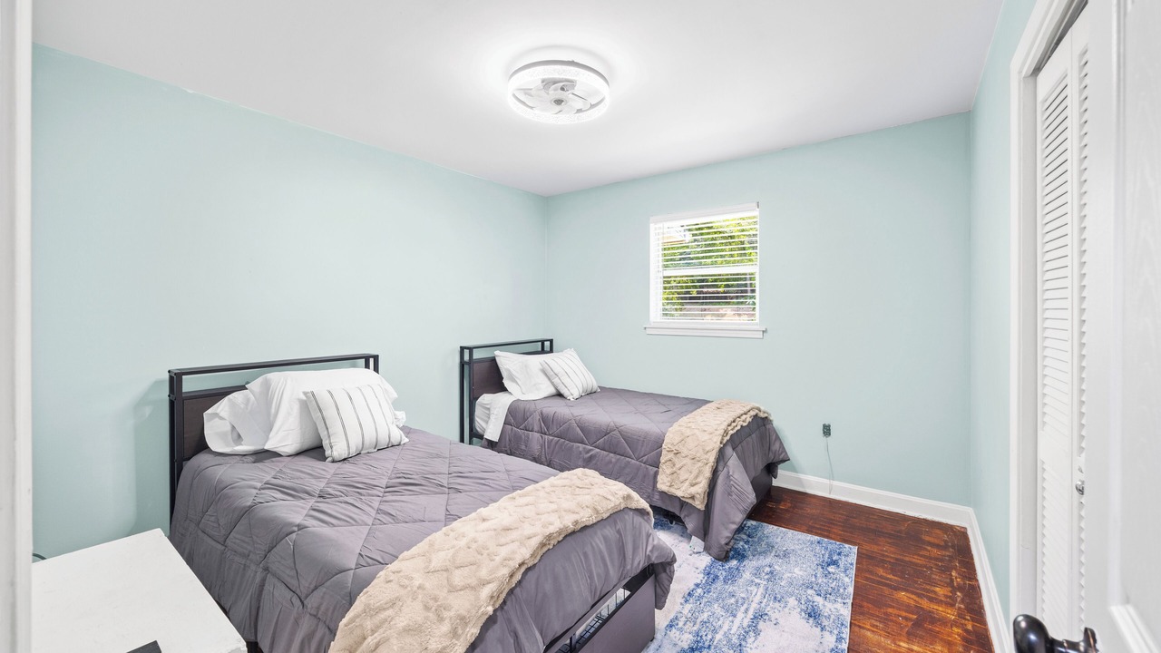 Photo of Bedroom in Seneca