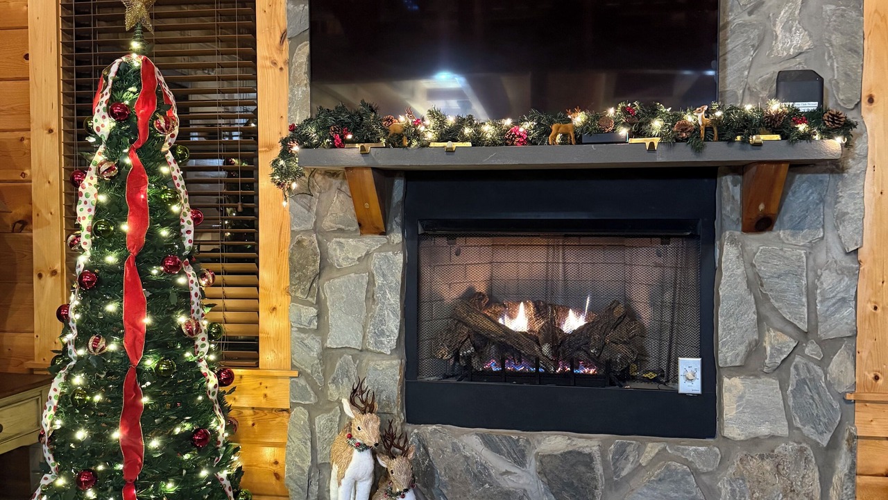 Photo of Livingroom in White Oak Lodge