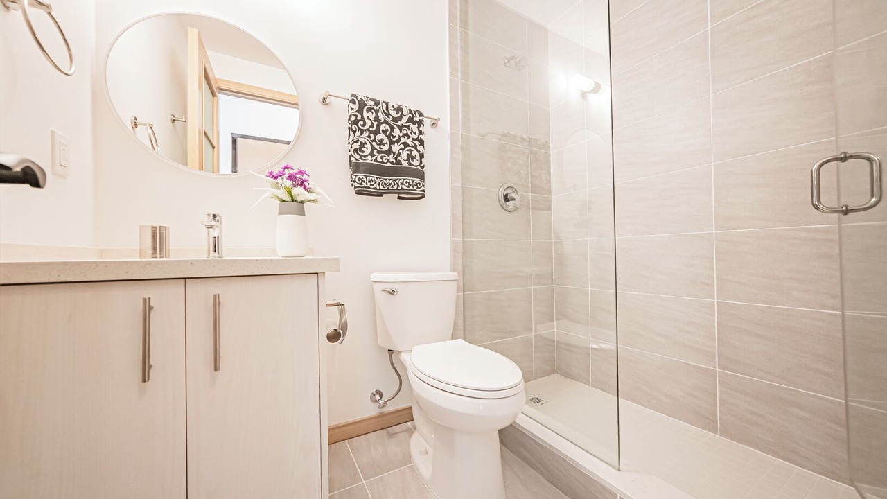 Photo of Bathroom in L'Amoreaux