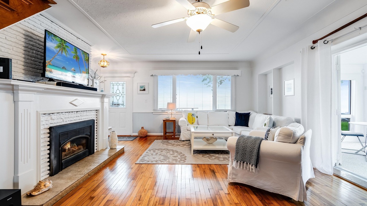 Photo of Livingroom in Leamington