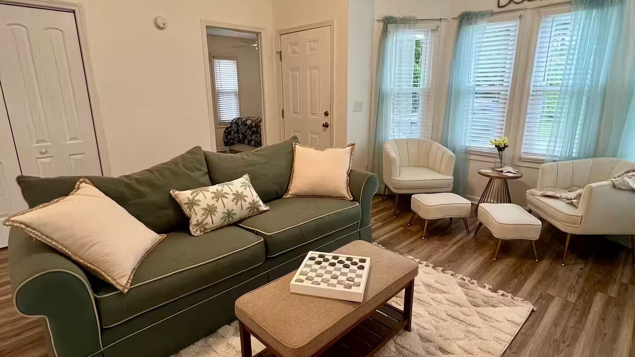 Photo of Livingroom in Sunset Beach