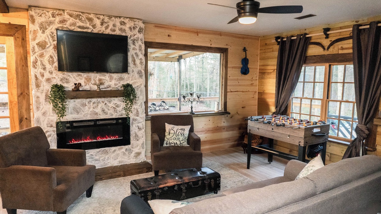 Photo of Livingroom in Spruce Pine