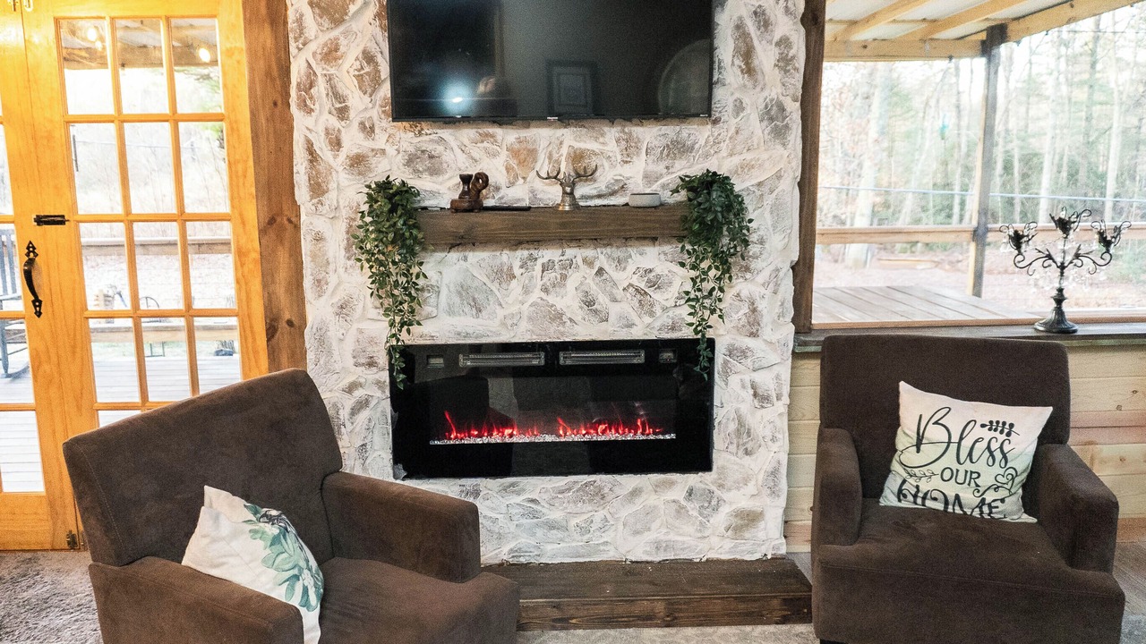 Photo of Livingroom in Spruce Pine