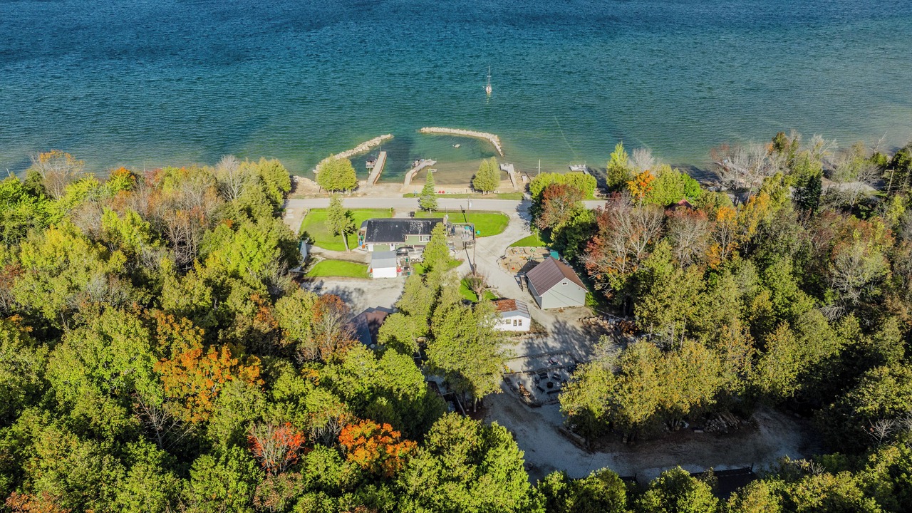 Photo of Others in Wiarton