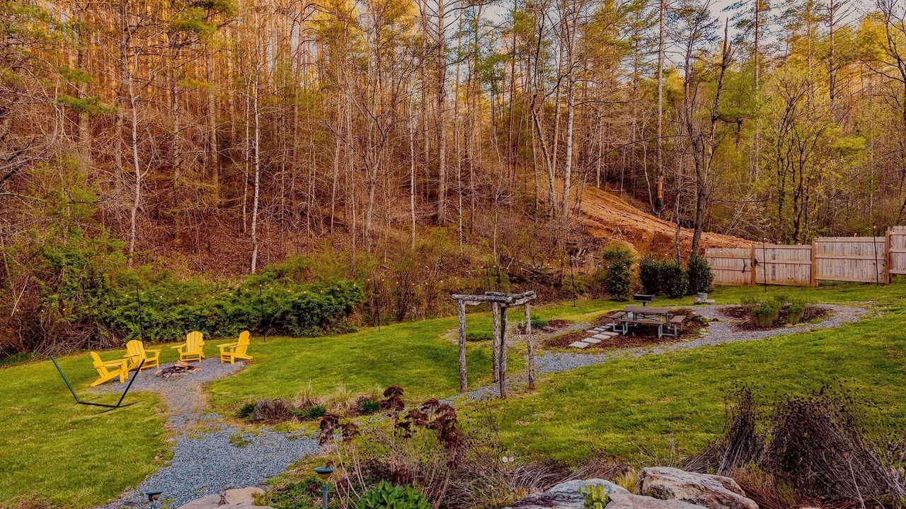 Photo of Outdoor in Weaverville