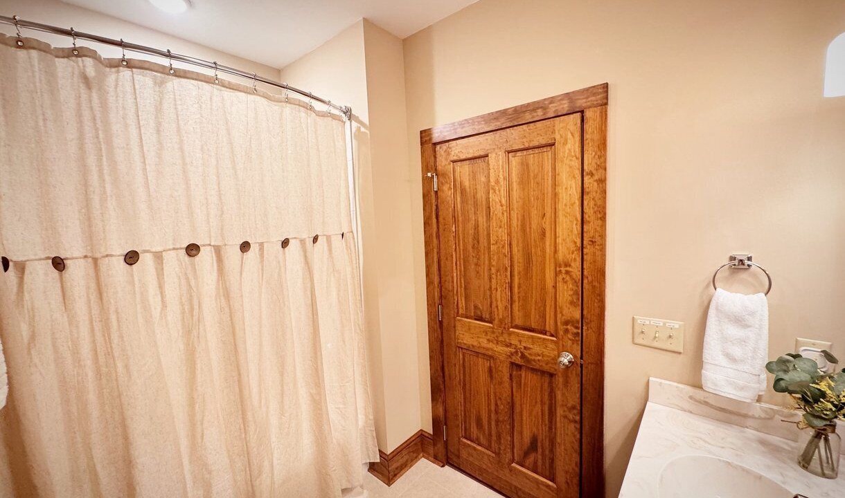 Photo of Bathroom in Foscoe