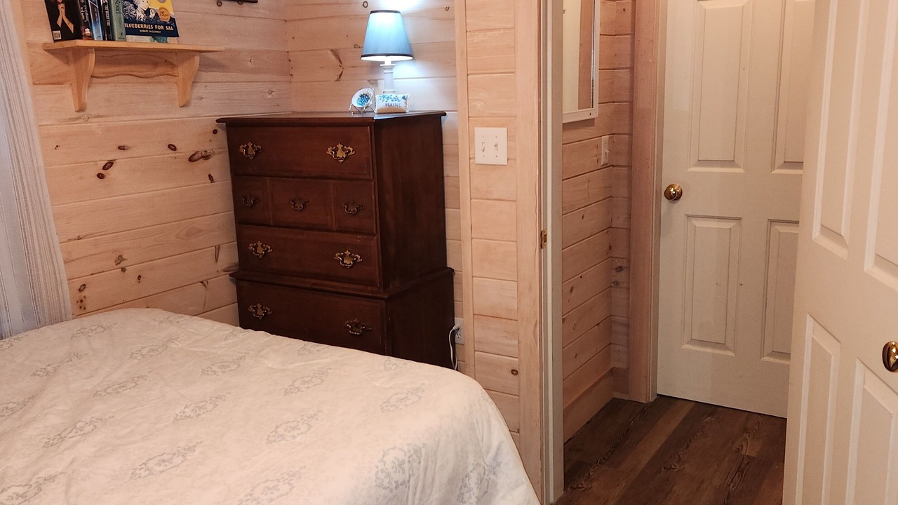 Photo of Bedroom in Searsport