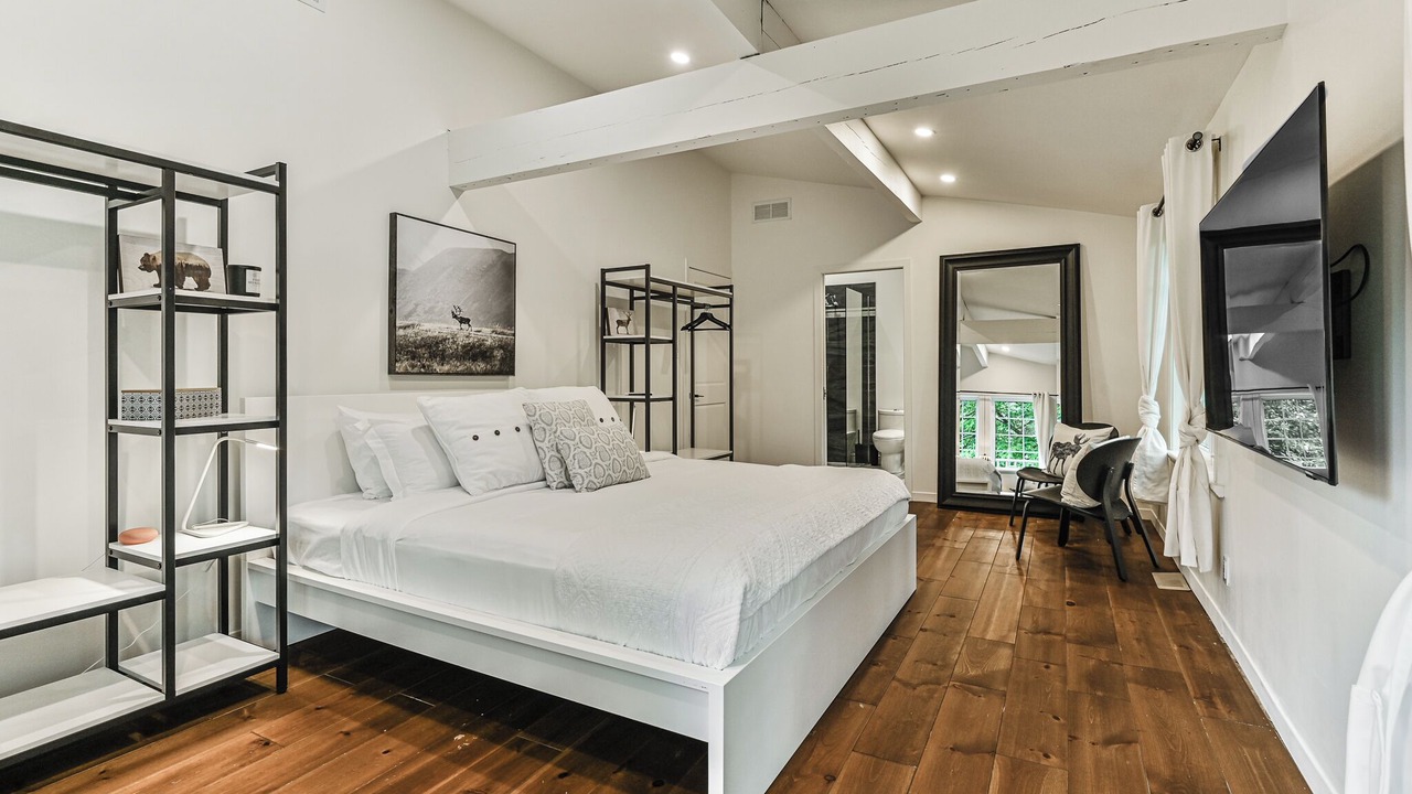Photo of Bedroom in Mont-Tremblant