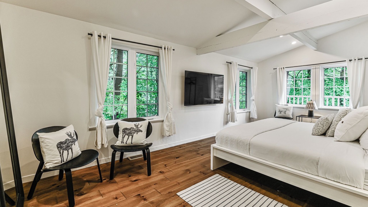 Photo of Bedroom in Mont-Tremblant