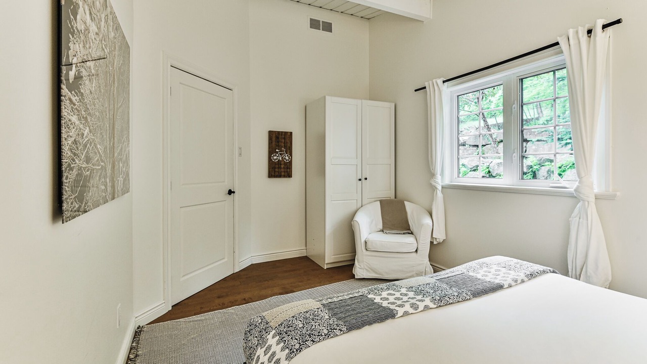 Photo of Bedroom in Mont-Tremblant