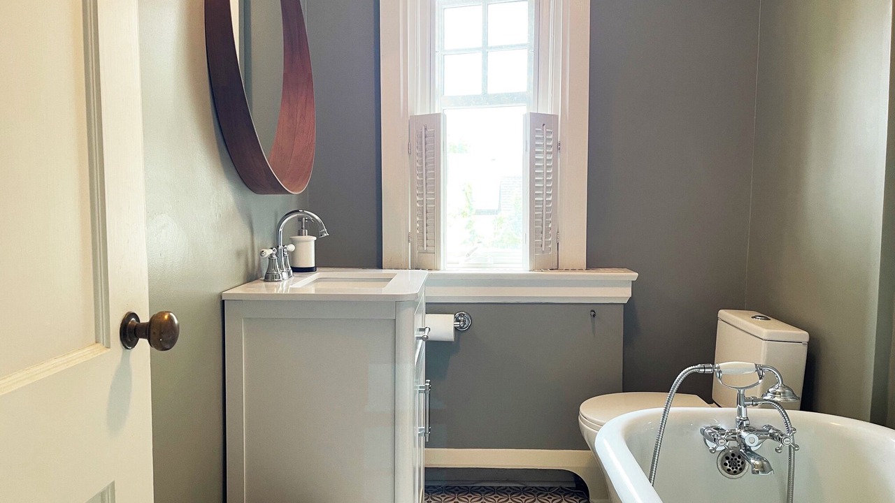 Photo of Bathroom in The Kingsway