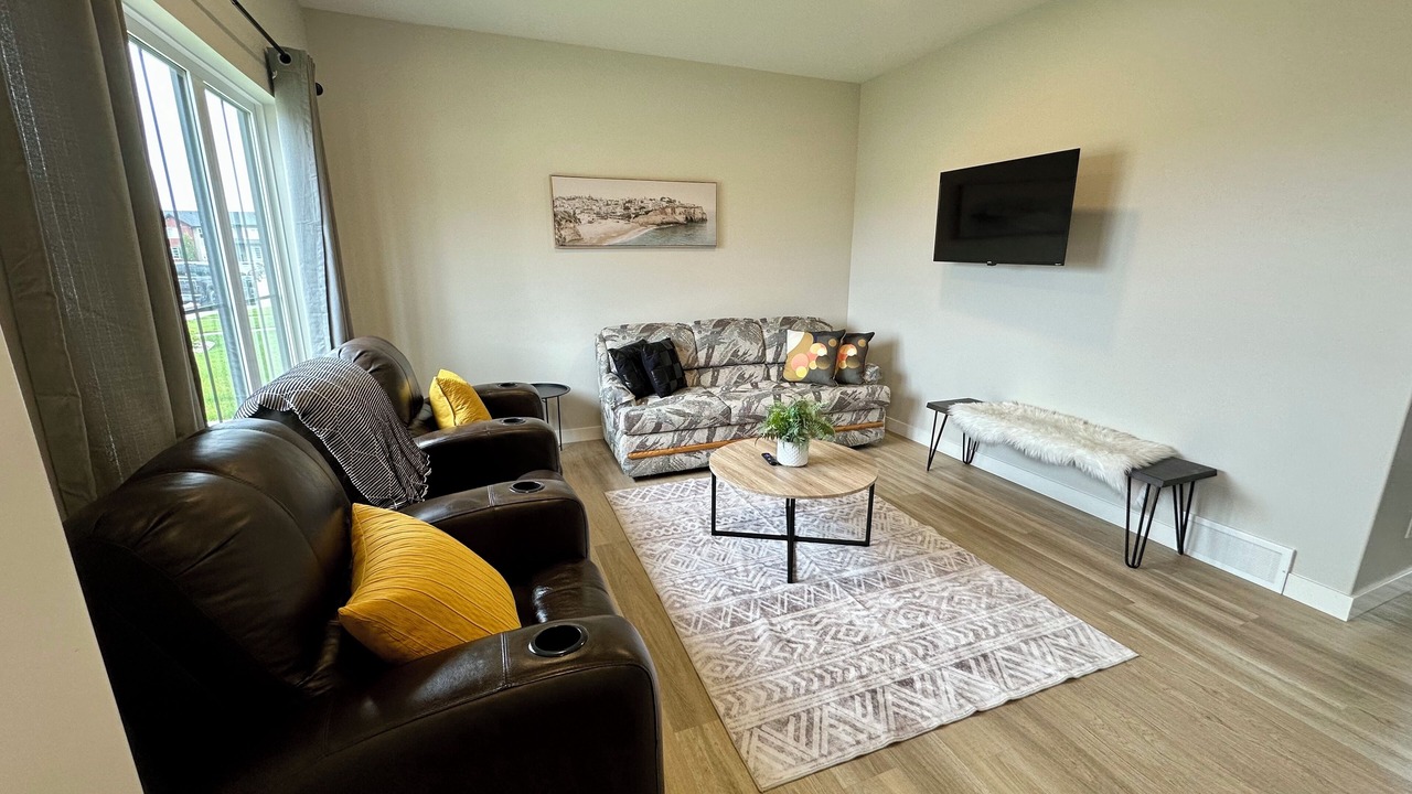Photo of Livingroom in Sylvan Lake