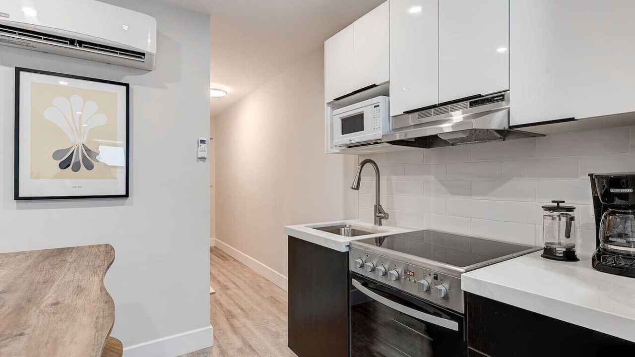Photo of Kitchen in La Petite-Patrie
