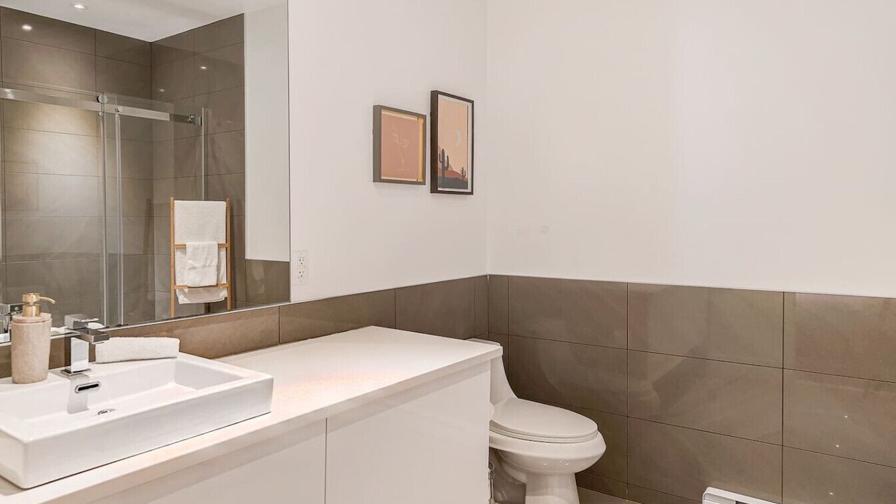 Photo of Bathroom in Plateau Mont Royal
