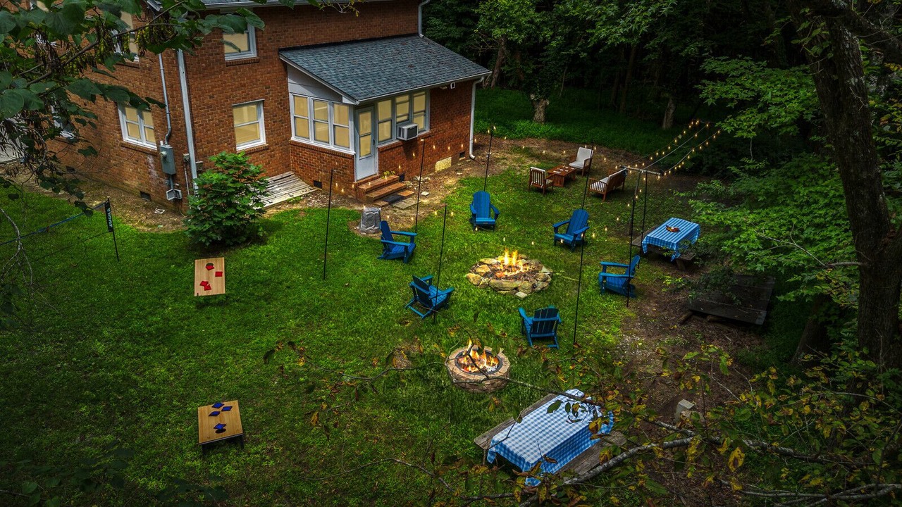 Photo of Outdoor in Forest Oaks