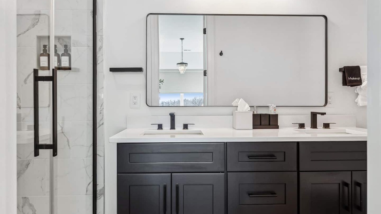 Photo of Bathroom in East Hill