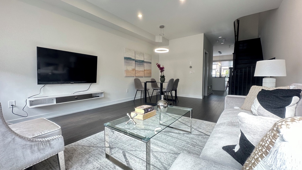 Photo of Livingroom in Vaughan