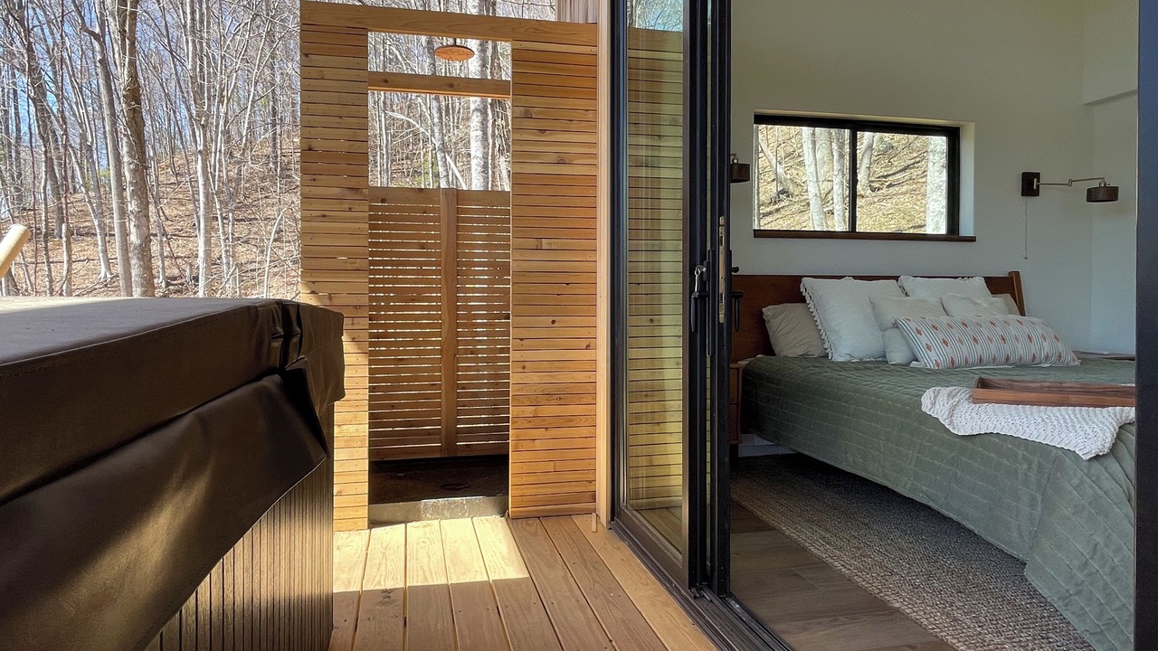 Photo of Bedroom in Mars Hill