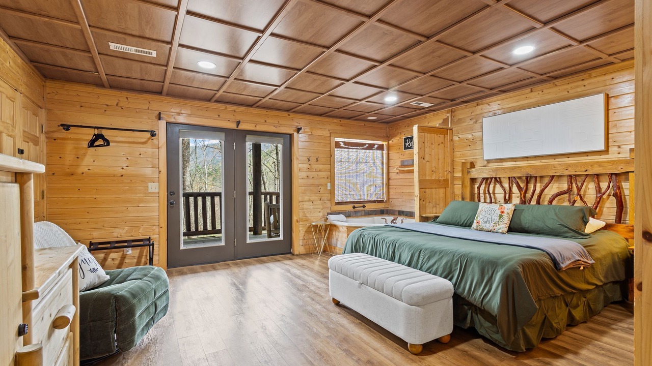 Photo of Bedroom in Wears Valley