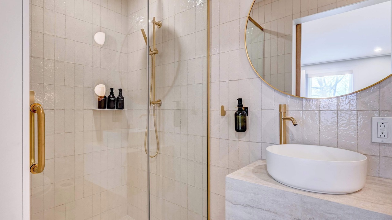 Photo of Bathroom in Plateau Mont Royal