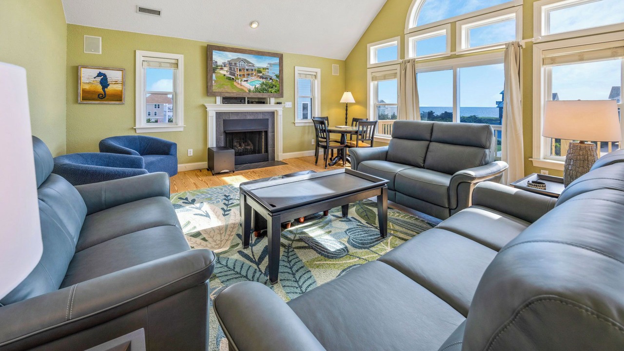 Photo of Bedroom in Wind Over Waves