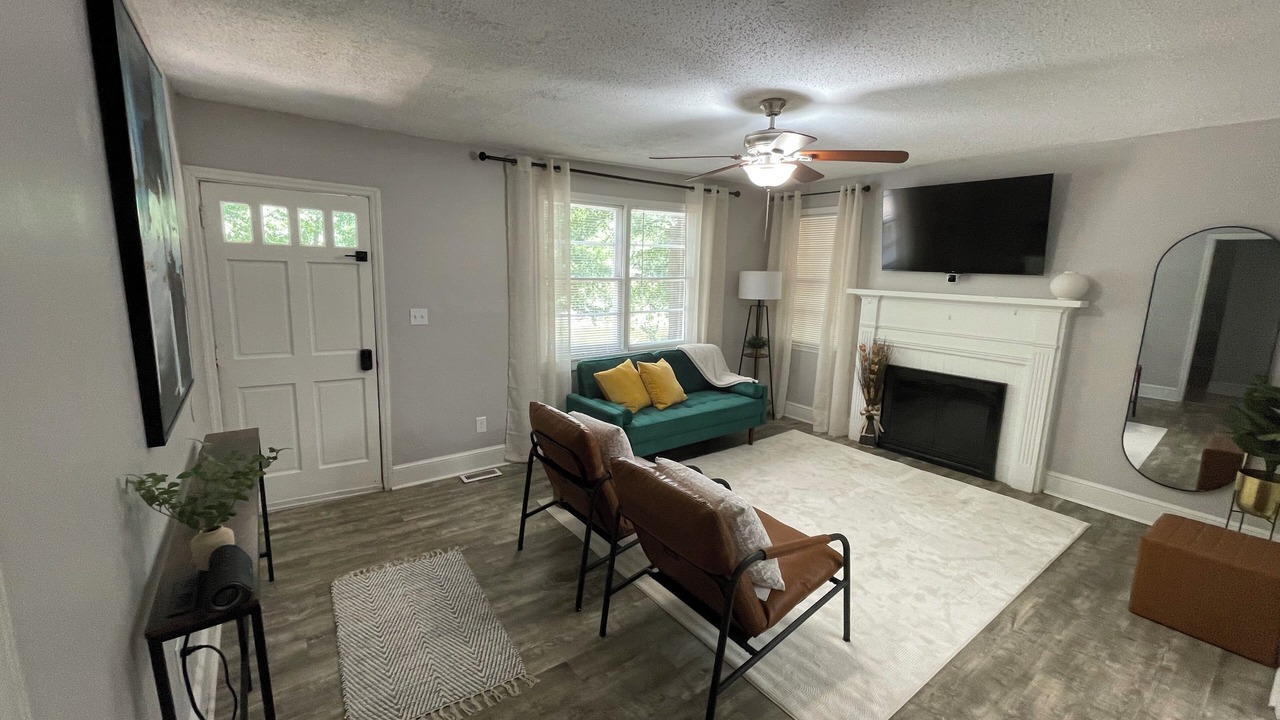 Photo of Livingroom in Spartanburg