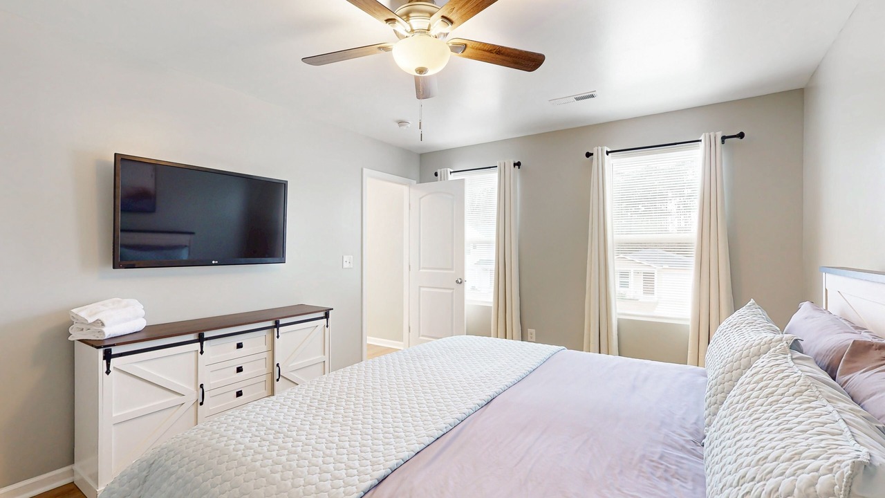 Photo of Bedroom in Sunset Beach