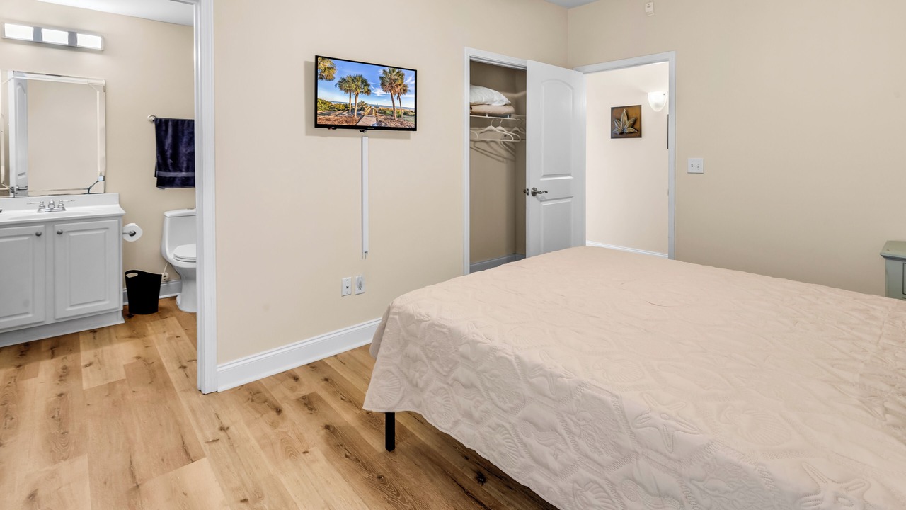Photo of Bedroom in Windy Hill