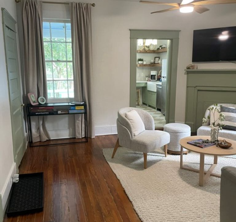 Photo of Livingroom in Westside