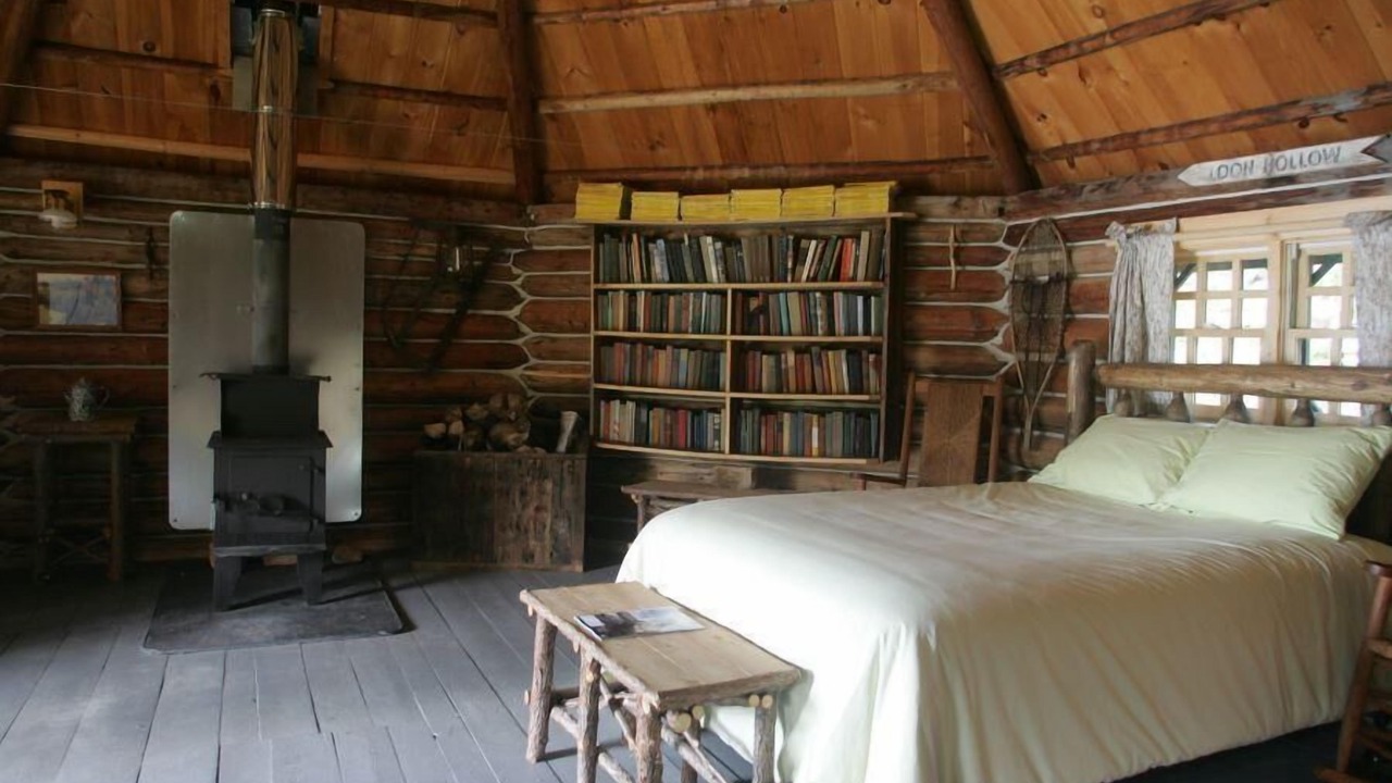 Photo of Bedroom in Monson
