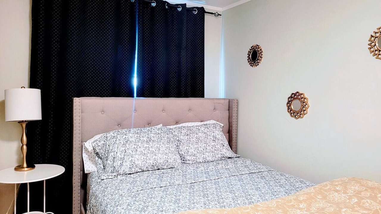 Photo of Bedroom in North Central Edmonton