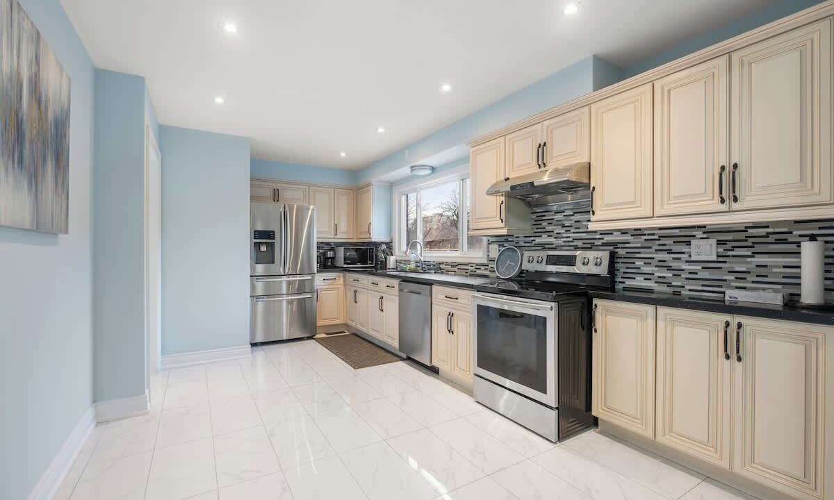 Photo of Kitchen in L'Amoreaux