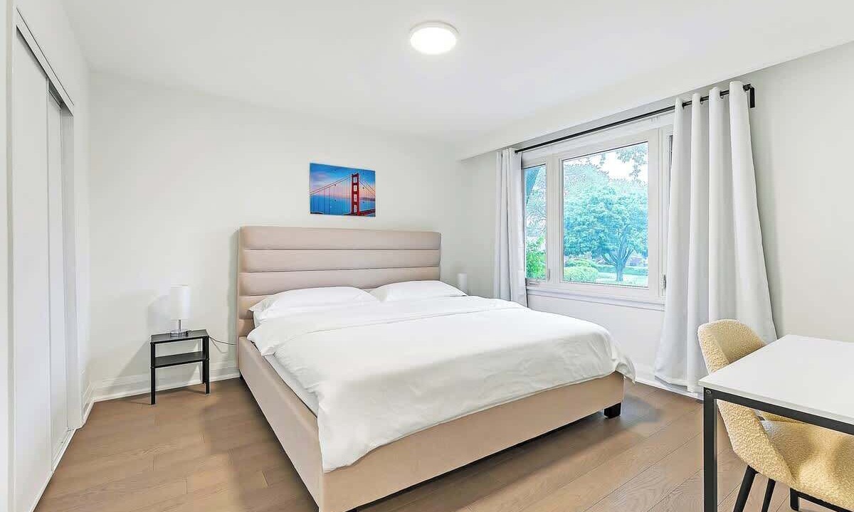 Photo of Bedroom in Willowdale