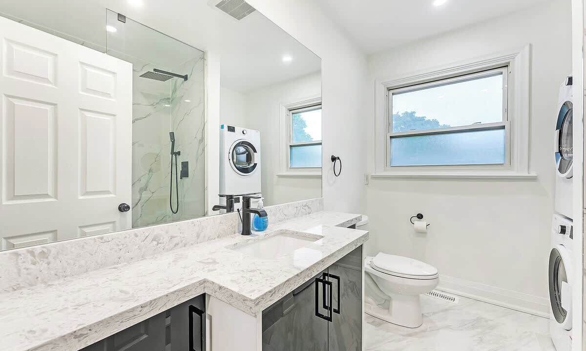 Photo of Bathroom in Willowdale